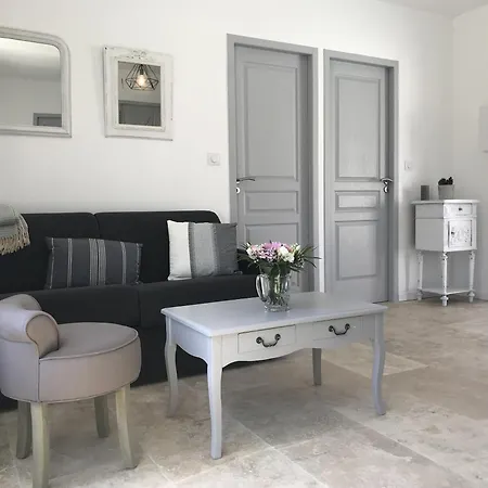 Les Mazets et Spa D'Uzes Arpaillargues-et-Aureillac Chambre photo
