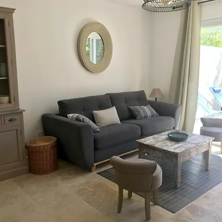 Les Mazets et Spa D'Uzes Arpaillargues-et-Aureillac Chambre photo